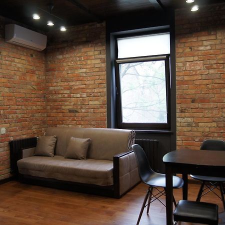 Apartment Near Golden Gates Киев Екстериор снимка